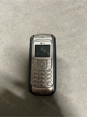 Vintage LG Slide Out Keyboard Phone